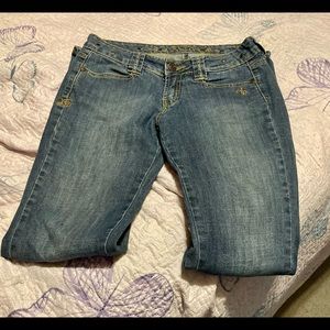 Juniors size 27 Adiktd brand jeans